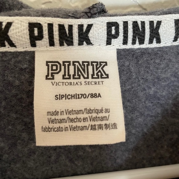 Pink hoodie - Picture 3 of 4